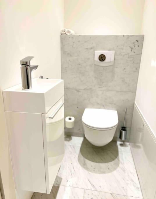 Gemuetliches Und Modernes Apartment,44 M² Bécs Kültér fotó